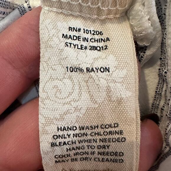 Soft Surroundings Women's Long Sleeve Blue/White Striped Tunic Top Size Large - Picture 6 of 6